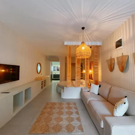 Clotho Suites - Golden Life Resort Ξενοδοχείο με διαμερίσματα *